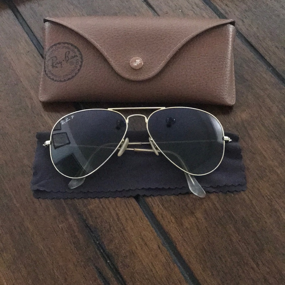 Ray-Ban Aviator Classics - Picture 2 of 5